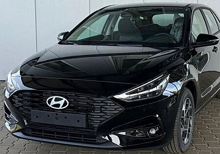 Hyundai i30 1.0 T-GDI Select / LED Navi Kamera Klima 16