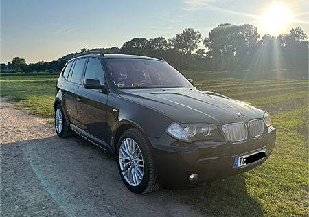 BMW X3 3.0sd - M-Paket - DPF/Turbos neu