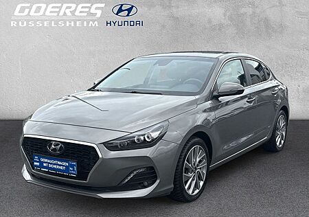 Hyundai i30 FASTBACK 1,4L NAVI*RFK*SHZ*LHZ*CAR-PLAY