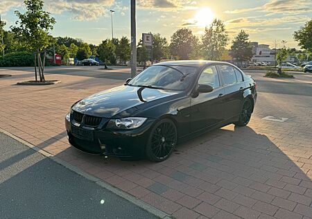 BMW 320 M-Paket | e90 | TÜV