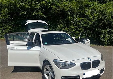 BMW 116i Sport Line Automatik