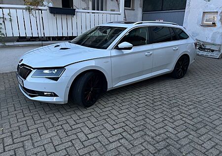 Skoda Superb gebraucht kaufen Skoda Superb 2.0 TSI DSG 4x4 L&K Combi L&K