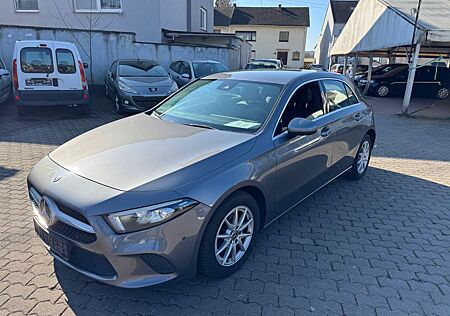 Mercedes-Benz A 180 d"LED-Paket/Voll-Digital Tacho/Leder-Sport