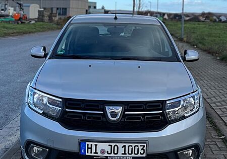 Dacia Sandero SCe 75 Comfort mit Rückfahrkamera