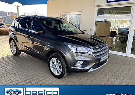 Ford Kuga Titanium+AHK+Xenon+PDC+BLIS+KeyFree+Winter