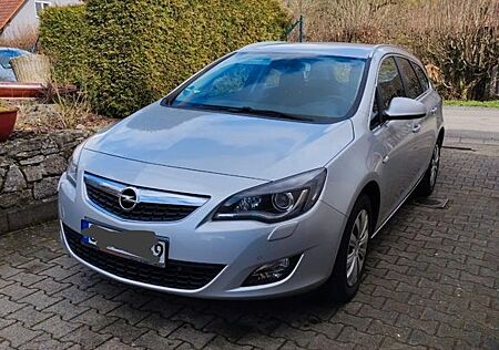 Opel Astra Sports Tourer 1.7 CDTI Design Edition ...