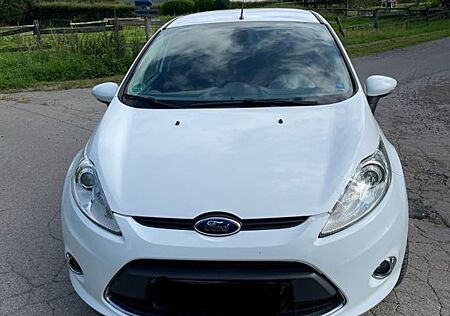 Ford Fiesta 1,4 Titanium Titanium