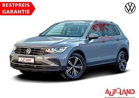 VW Tiguan Volkswagen 1.5 TSI Life Navi Standheizung LED AHK