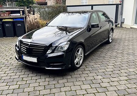 Mercedes-Benz E 500 4MATIC BlueEFFICIENCY ELEGANCE ELEGANCE