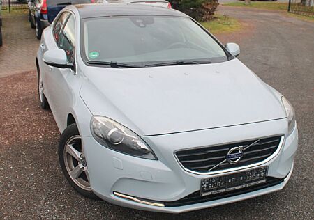 Volvo V40 Momentum