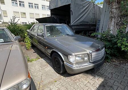 Mercedes-Benz S 300