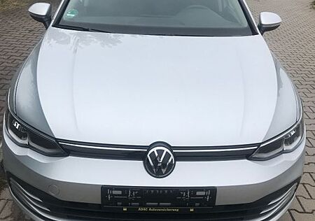 VW Golf Volkswagen VIII 1,0eTSI