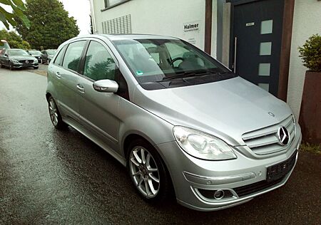 Mercedes-Benz B 200 B Sportpaket AHK