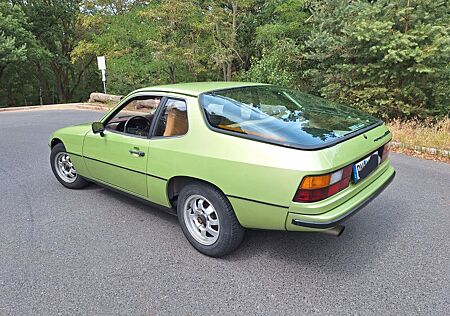 Porsche 924