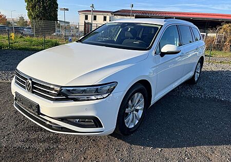 VW Passat Variant Volkswagen Autom. 150ps Navi_Led_Virtual