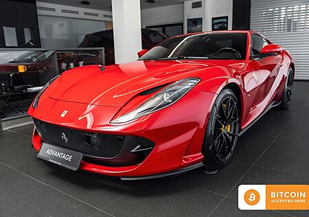 Ferrari 812 Superfast/Metallizzato/JBL/Lift/GARANTIE!