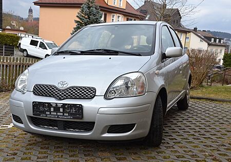 Toyota Yaris 1.0 - Aus 2. Hd. TÜV neu