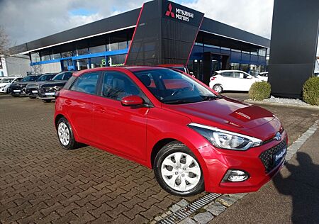 Hyundai i20 1.0 T-GDI DCT *AUTOMATIK*ALLWETTER*PDC*