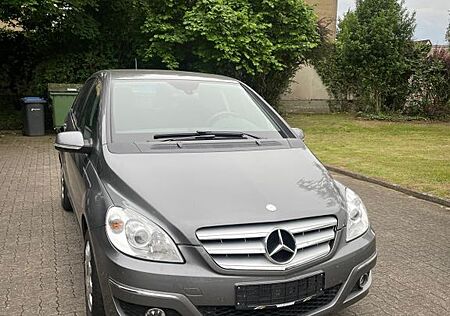Mercedes-Benz B 170 Autotronic - 1. Hand; So+Wi KLIMA