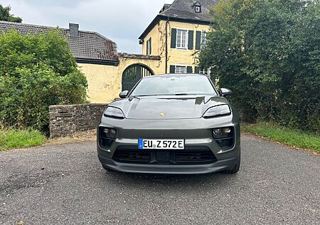 Porsche Macan 4 Matrix Pano Bose Head-Up (PASM)