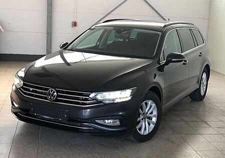 VW Passat Variant Volkswagen Passat/Virtual/LED/Navi/CarPlay/R Kamer/ACC/AHK/