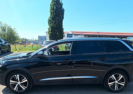 Peugeot 5008 Allure*Nav*Pano*SHZ*Teilleder*PDC*AK