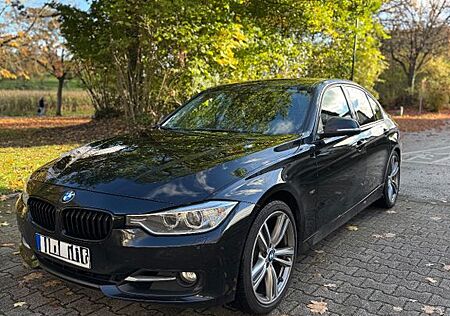 BMW 328i xDrive Sport Line Sport Line