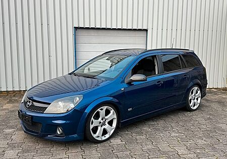 Opel Astra Caravan 1.9 CDTI Sport 110kW OPC Line 2