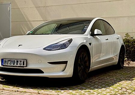 Tesla Model 3 SR, gepflegt, Extras, -Garant