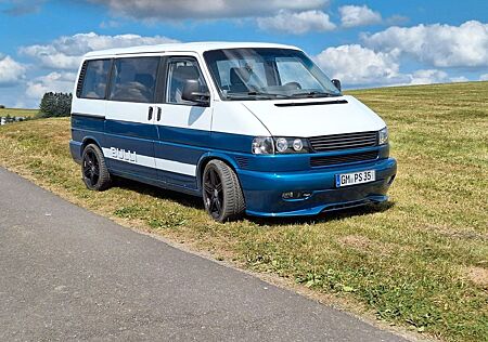 VW T4 Multivan Volkswagen neu lackiert, 5 Zylinder, 102PS
