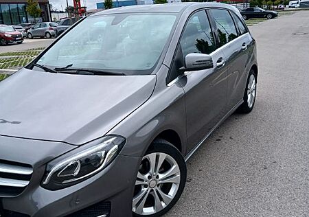 Mercedes-Benz B 200 BlueEFFICIENCY Sports Tourer