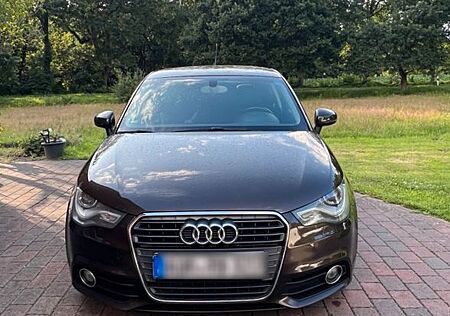 Audi A1 1.6 TDI Attraction Attraction