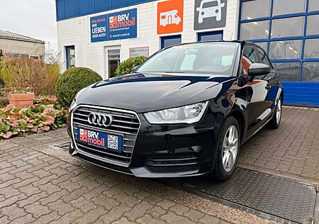 Audi A1 Sportback basis / Lederlenk/ Sitzheizung