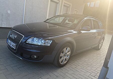 Audi A6 Allroad 3.0TDI (DPF) quattro tiptronic -