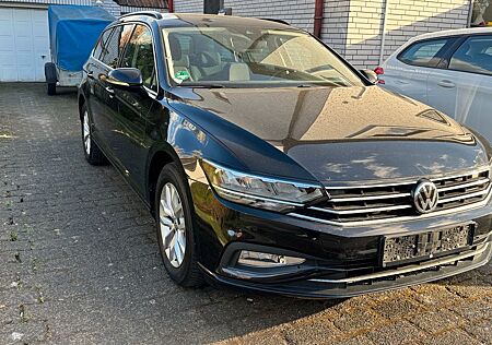 VW Passat Variant Volkswagen 2.0 TDI DSG Business 2.Hd ACC