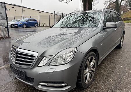 Mercedes-Benz E 200 T-Modell CGI Automatik Leder Memory-Sitze