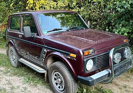 Lada Niva 1.7i Only Spezial 4x4