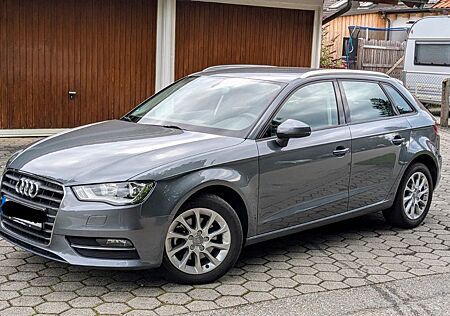 Audi A3 1.4 TFSI Attraction Sportback Attraction