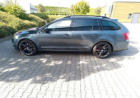 Skoda Octavia 2.0 TDI DSG 4x4 RS Combi RS 2016