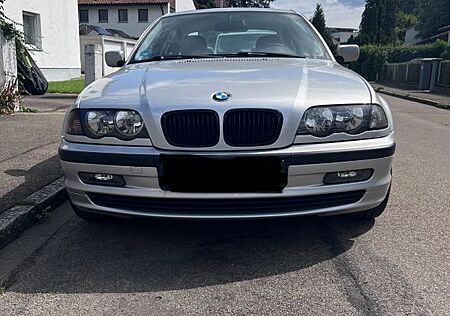 BMW 323i - E46 - Scheckheftgepflegt