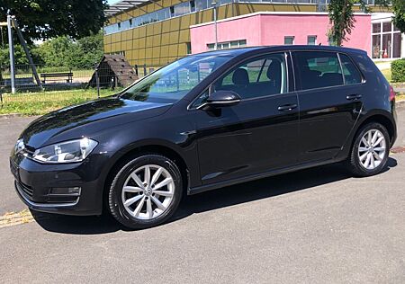VW Golf Volkswagen VII Lim. Lounge BMT