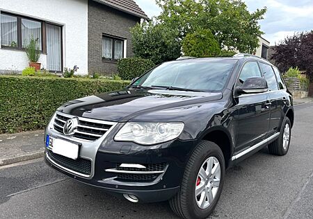 VW Touareg Volkswagen 3.0 V6 TDI Tiptronic AHK* Top Zustand