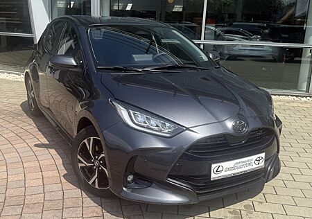 Toyota Yaris Hybrid 116 1.5 VVT-i Teamplayer