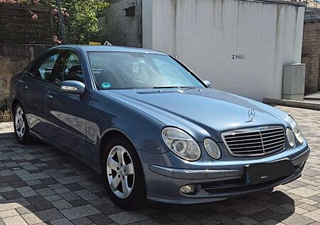 Mercedes-Benz E 200 CDI Top Zustand/PDC/TÜV/