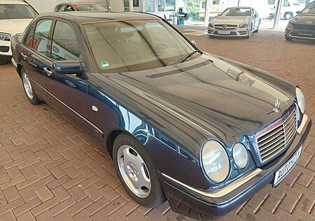 Mercedes-Benz E 430 Avantgarde W210 Leder Memory 2.Hand TOP