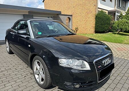 Audi A4 3.0 TDI (DPF) quattro Cabriolet/ S-Line/Bose