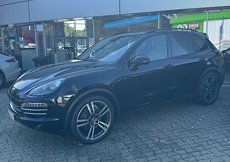 Porsche Cayenne Platinum Edition inkl. 3 Jahre Garantie