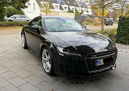 Audi TT Coupe 2.0 TFSI S tronic quattro -