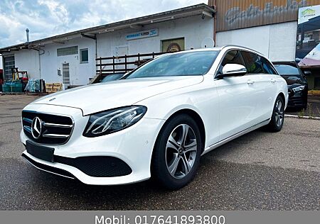 Mercedes-Benz E 220 d Avantgarde SHZ*AHK*KAMERA*AMBIENTE*
