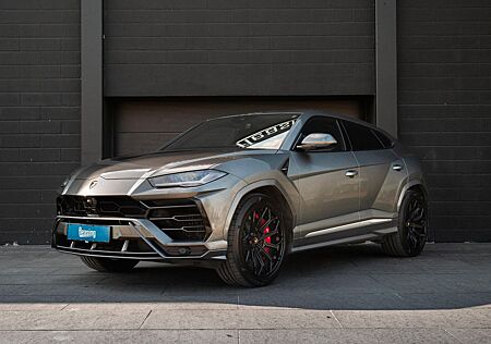 Lamborghini Urus 4.0 V8*CERAMIC*AHK*PANO*SOFT-CLOSE